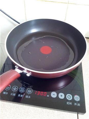 红烧鲫鱼怎么做，红烧鲫鱼怎么做好吃，红烧鲫鱼做法