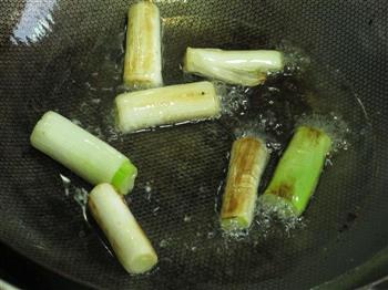 葱烧大平鱼怎么做，葱烧大平鱼怎么做好吃，葱烧大平鱼做法