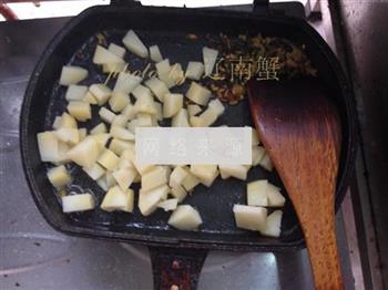 土豆鸡蛋煎怎么做，土豆鸡蛋煎怎么做好吃，土豆鸡蛋煎做法
