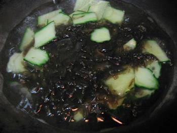黄瓜片紫菜汤怎么做，黄瓜片紫菜汤怎么做好吃，黄瓜片紫菜汤做法