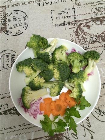 荷塘小炒怎么做，荷塘小炒怎么做好吃，荷塘小炒做法