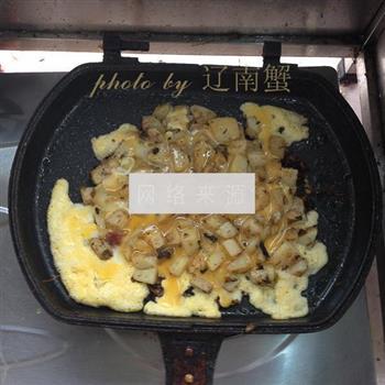 土豆鸡蛋煎怎么做，土豆鸡蛋煎怎么做好吃，土豆鸡蛋煎做法