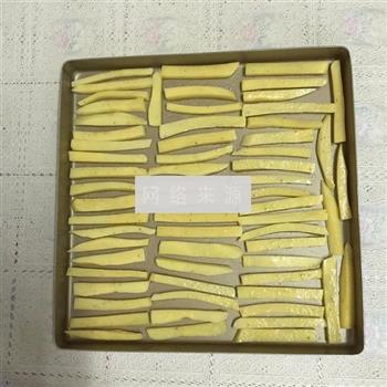 烤薯条怎么做，烤薯条怎么做好吃，烤薯条做法