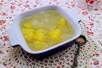 菠萝银耳西米露怎么做，菠萝银耳西米露怎么做好吃，菠萝银耳西米露做法