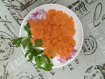 荷塘小炒怎么做，荷塘小炒怎么做好吃，荷塘小炒做法