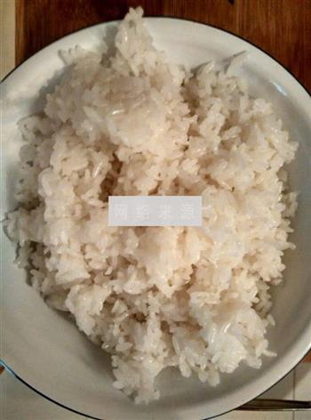 简单的韩式紫菜包饭怎么做，简单的韩式紫菜包饭怎么做好吃，简单的韩式紫菜包饭做法