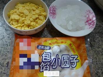 玉米片包馅小圆子怎么做，玉米片包馅小圆子怎么做好吃，玉米片包馅小圆子做法