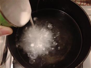 椰汁绿西米露怎么做，椰汁绿西米露怎么做好吃，椰汁绿西米露做法
