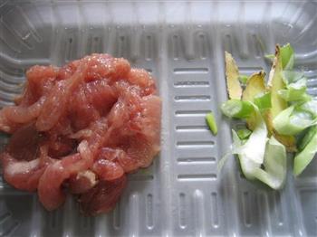 平菇肉片汤怎么做，平菇肉片汤怎么做好吃，平菇肉片汤做法