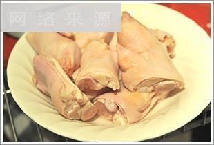 香辣猪蹄火锅怎么做，香辣猪蹄火锅怎么做好吃，香辣猪蹄火锅做法