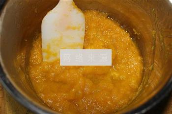 软糯糯的南瓜饼怎么做，软糯糯的南瓜饼怎么做好吃，软糯糯的南瓜饼做法