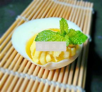 炼乳蛋黄怎么做，炼乳蛋黄怎么做好吃，炼乳蛋黄做法