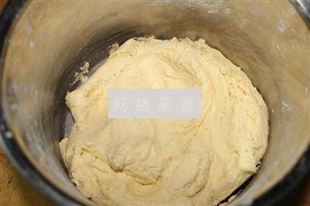 软糯糯的南瓜饼怎么做，软糯糯的南瓜饼怎么做好吃，软糯糯的南瓜饼做法