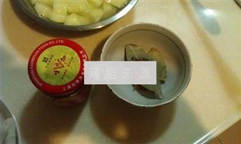 咖喱鸡丁土豆年糕怎么做，咖喱鸡丁土豆年糕怎么做好吃，咖喱鸡丁土豆年糕做法