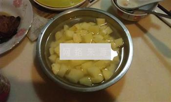 咖喱鸡丁土豆年糕怎么做，咖喱鸡丁土豆年糕怎么做好吃，咖喱鸡丁土豆年糕做法