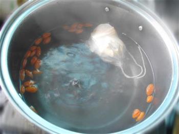 黄芪虾仁汤怎么做，黄芪虾仁汤怎么做好吃，黄芪虾仁汤做法