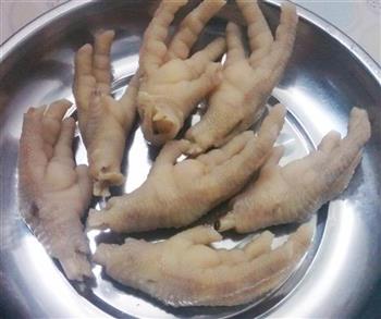 红枣花生鸡爪炖汤怎么做，红枣花生鸡爪炖汤怎么做好吃，红枣花生鸡爪炖汤做法