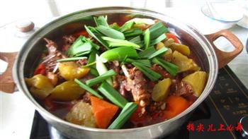 兔肉火锅怎么做，兔肉火锅怎么做好吃，兔肉火锅做法