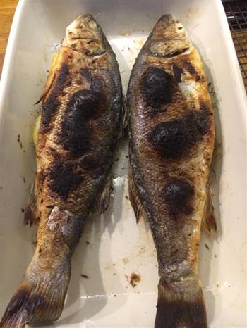 香辣烤鱼Grill Fish怎么做，香辣烤鱼Grill Fish怎么做好吃，香辣烤鱼Grill Fish做法