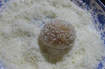 椰丝南瓜糯米糍怎么做，椰丝南瓜糯米糍怎么做好吃，椰丝南瓜糯米糍做法