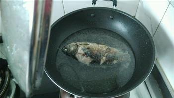 营养鲫鱼豆腐汤怎么做，营养鲫鱼豆腐汤怎么做好吃，营养鲫鱼豆腐汤做法