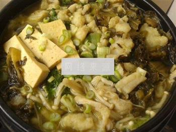 酸菜鱼火锅怎么做，酸菜鱼火锅怎么做好吃，酸菜鱼火锅做法