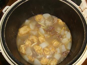 萝卜牛腩汤怎么做，萝卜牛腩汤怎么做好吃，萝卜牛腩汤做法