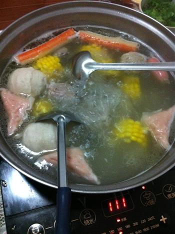 家庭简单火锅怎么做，家庭简单火锅怎么做好吃，家庭简单火锅做法