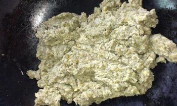 自制绿豆沙月饼怎么做，自制绿豆沙月饼怎么做好吃，自制绿豆沙月饼做法