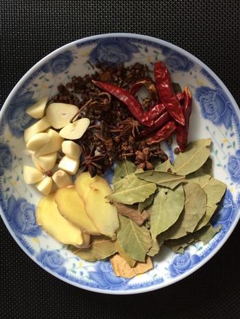 家常火锅怎么做，家常火锅怎么做好吃，家常火锅做法