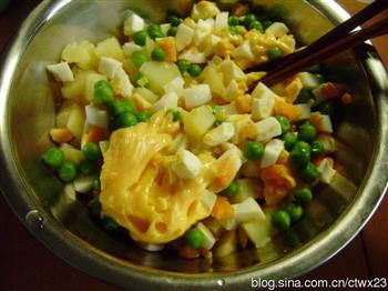 土豆色拉怎么做，土豆色拉怎么做好吃，土豆色拉做法