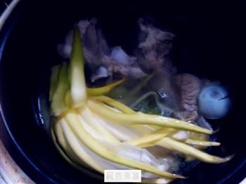 龙骨花汤怎么做，龙骨花汤怎么做好吃，龙骨花汤做法