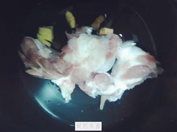 龙骨花汤怎么做，龙骨花汤怎么做好吃，龙骨花汤做法
