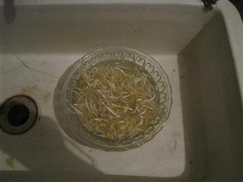咸鸭炖鲫鱼火锅怎么做，咸鸭炖鲫鱼火锅怎么做好吃，咸鸭炖鲫鱼火锅做法