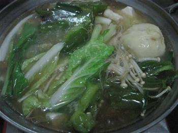 湖南特色腊肉火锅怎么做，湖南特色腊肉火锅怎么做好吃，湖南特色腊肉火锅做法