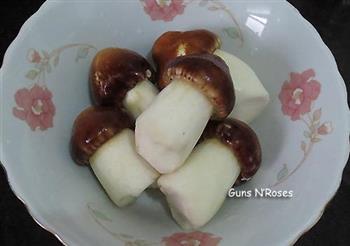 球盖菇圆子汤怎么做，球盖菇圆子汤怎么做好吃，球盖菇圆子汤做法