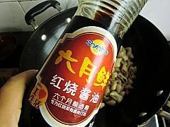 泡椒肥肠怎么做，泡椒肥肠怎么做好吃，泡椒肥肠做法