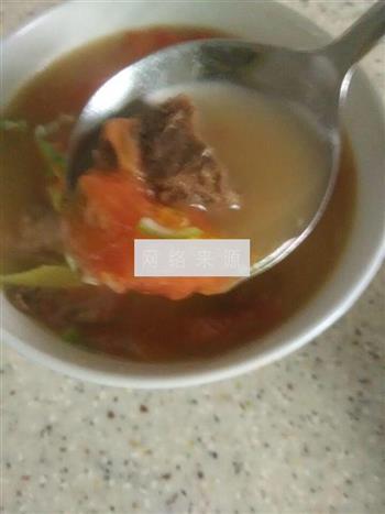 西红柿牛腩汤怎么做，西红柿牛腩汤怎么做好吃，西红柿牛腩汤做法