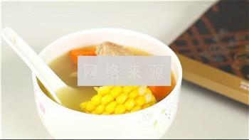 胡萝卜玉米排骨汤怎么做，胡萝卜玉米排骨汤怎么做好吃，胡萝卜玉米排骨汤做法