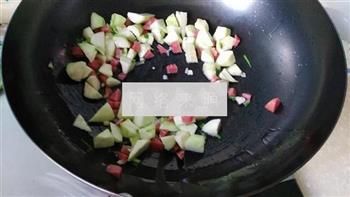 丝瓜蛋花疙瘩汤怎么做，丝瓜蛋花疙瘩汤怎么做好吃，丝瓜蛋花疙瘩汤做法