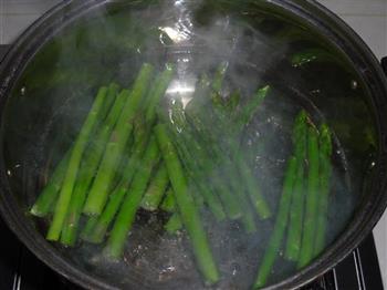 芦笋奶油浓汤怎么做，芦笋奶油浓汤怎么做好吃，芦笋奶油浓汤做法