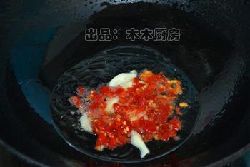 剁椒香干爆秋葵怎么做，剁椒香干爆秋葵怎么做好吃，剁椒香干爆秋葵做法