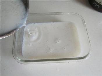 杏仁豆腐怎么做，杏仁豆腐怎么做好吃，杏仁豆腐做法