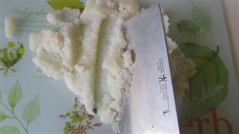 桂花葡萄干山药饼怎么做，桂花葡萄干山药饼怎么做好吃，桂花葡萄干山药饼做法