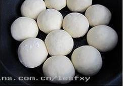 生煎馒头怎么做，生煎馒头怎么做好吃，生煎馒头做法