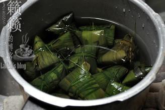 绿豆花生鲜肉粽怎么做，绿豆花生鲜肉粽怎么做好吃，绿豆花生鲜肉粽做法