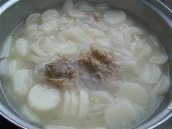 牛肉火锅怎么做，牛肉火锅怎么做好吃，牛肉火锅做法