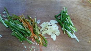 素炒黄豆芽怎么做，素炒黄豆芽怎么做好吃，素炒黄豆芽做法