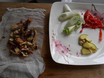 家常牛肉火锅怎么做，家常牛肉火锅怎么做好吃，家常牛肉火锅做法