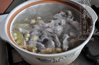莲子肚片汤怎么做，莲子肚片汤怎么做好吃，莲子肚片汤做法